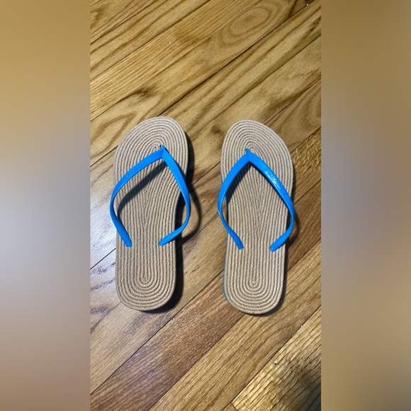 Women’secret New Beach/home Flip-flops New with tags beige/blue sz EUR 38 us 7.5 - Picture 5 of 7